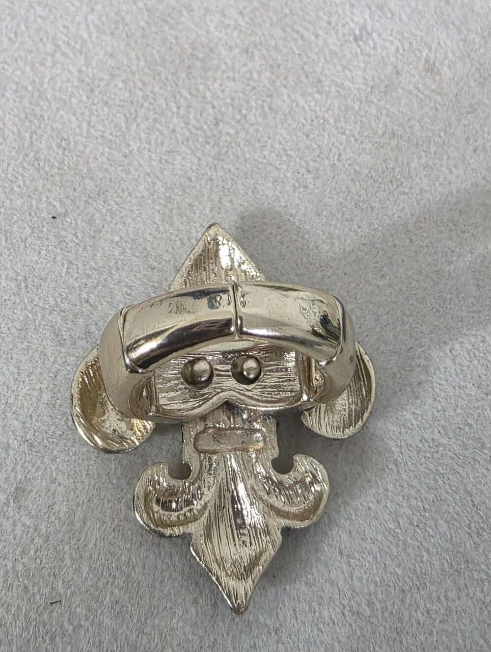 Gold  Vintage Style Fleur-de-Lis Stretch Statement Ring